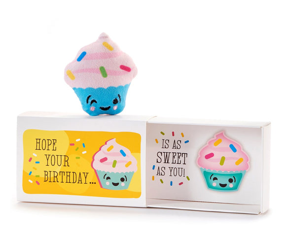 Cupcake Pocket Hug w/Gift Box